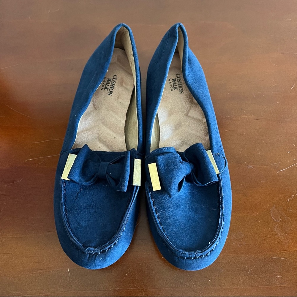 Avon Cushion Walk Shoes